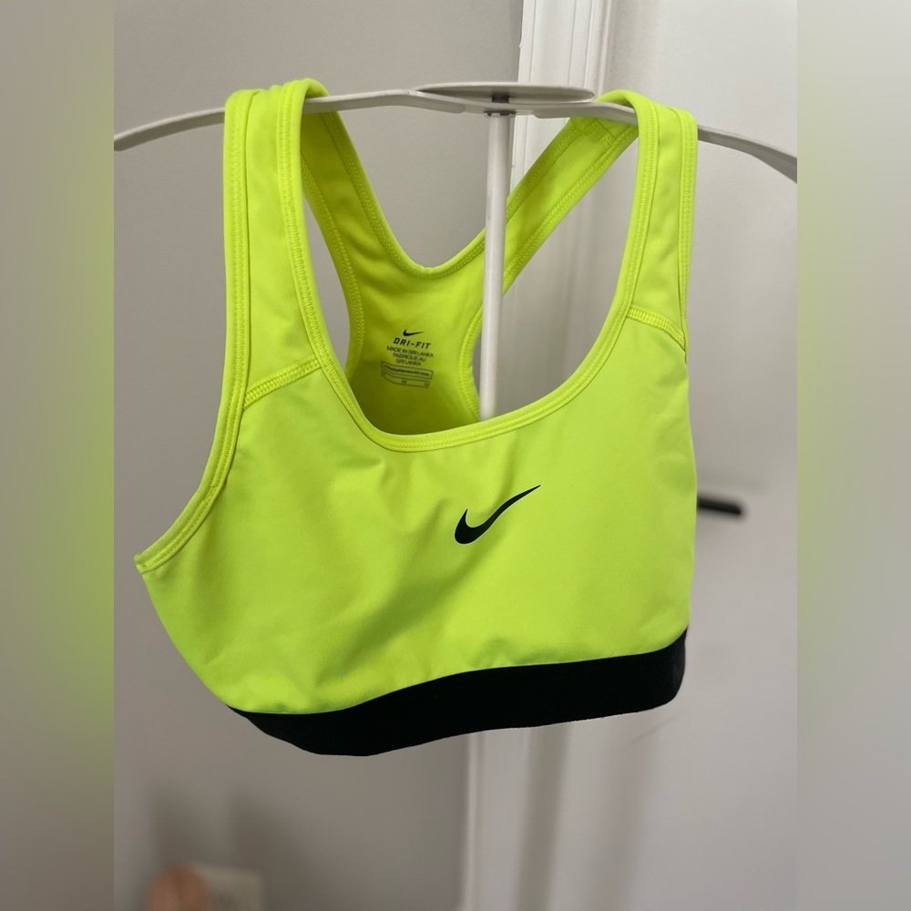 Nike Pro Dri-Fit Sports Bra